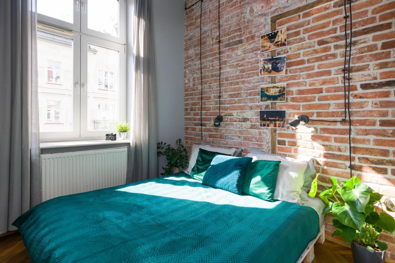 Discover - 3 Rakowicka St - Amazing Loft Near Main Station - Netflix Apartment